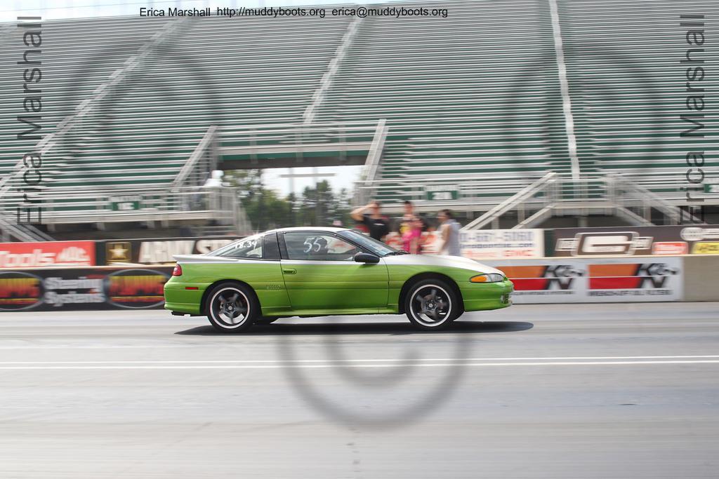 Green And White 1g Panned